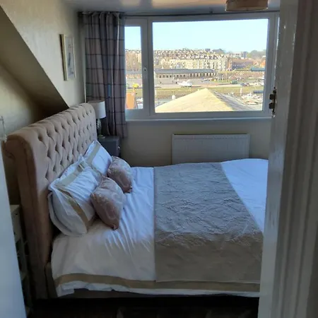 Harbour Holiday home *